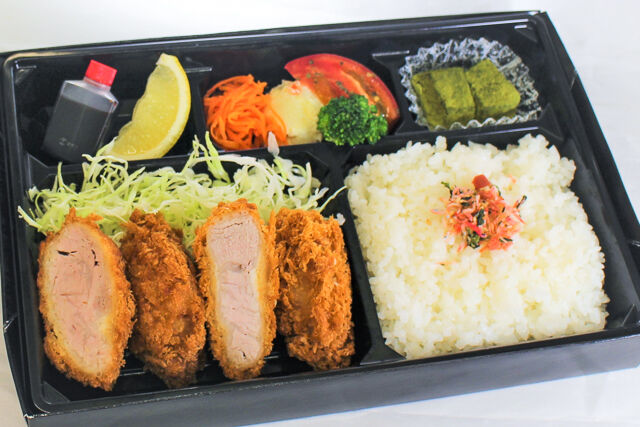 厚切り麓山高原豚ヒレかつ膳