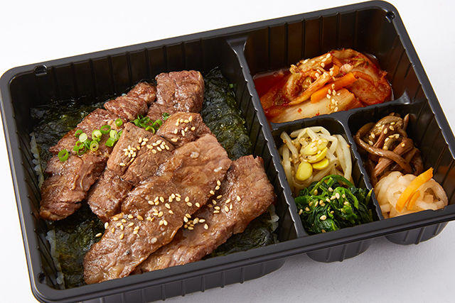 【期間限定】上トラジ焼肉弁当(キムチ・ナムル付)& ユッケジャンスープ(容器付)
