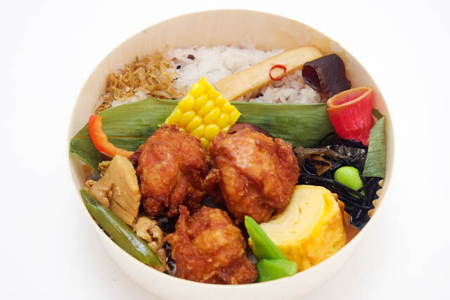 華味鳥から揚げ弁当