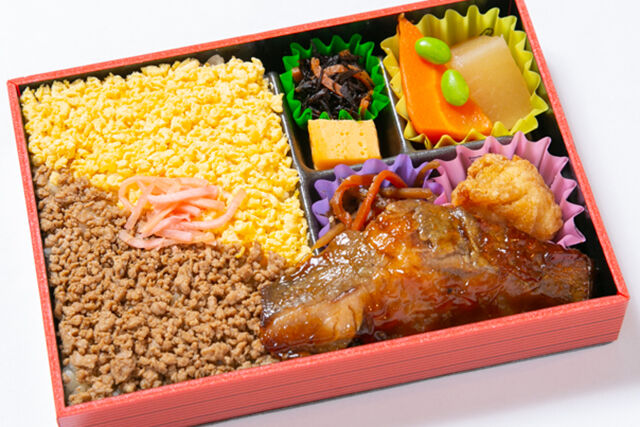 【特製そぼろ弁】四代目の目鯛の照り焼き