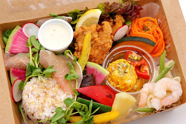 農園サラダ【鶏からBOX】
