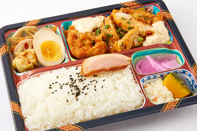 お肉たっぷりチキン南蛮弁当
