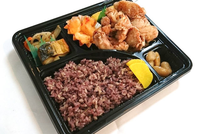 唐揚げ弁当