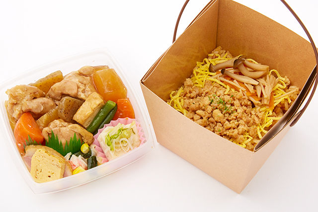 鶏の五目煮と鶏そぼろご飯