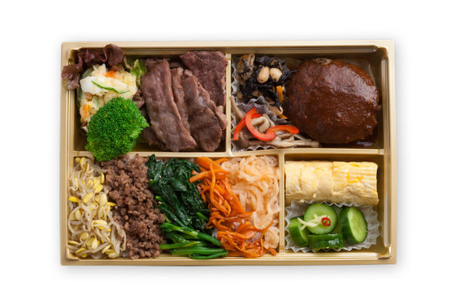 黒毛和牛のハンバーグ&焼肉弁当