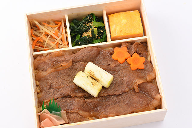 富士の特製黒毛和牛すき焼き重