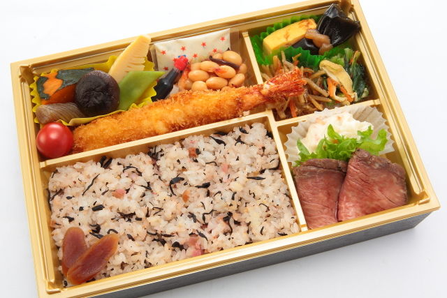 【夏限定】大エビフライ幕の内弁当