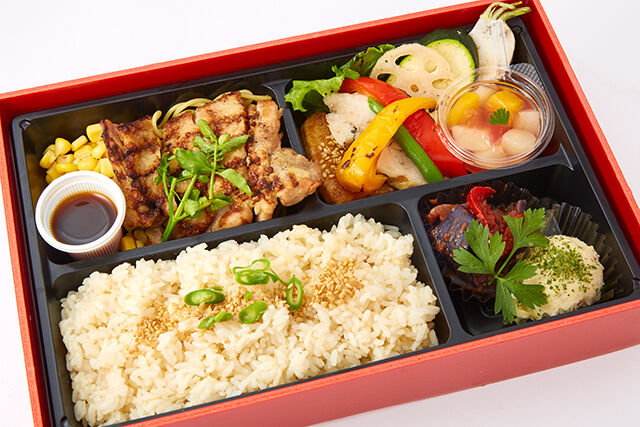 直火網焼きグリル・ド・チキンBOX(デザート付き)