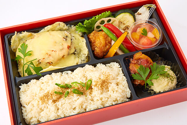 バジル香るチーズたっぷり白身魚のプロヴァンス風BOX(デザート付き)
