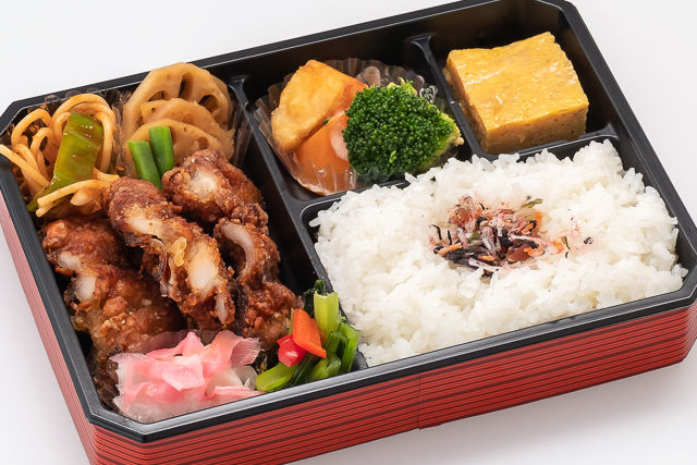 チキンタツタ幕の内弁当