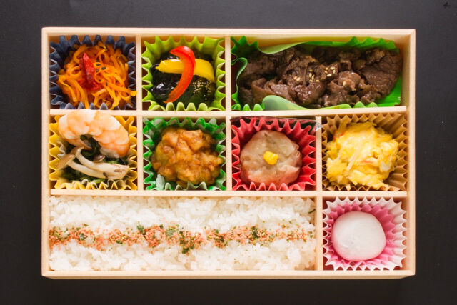 小手指しみず-牛プルコギ・カラフル弁当