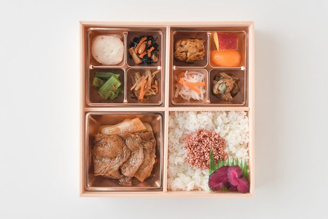 松花堂御膳（豚香味焼）の商品写真