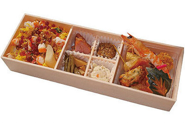 海鮮ちらし寿司×黒毛和牛焼肉または旬魚の選べるお弁当
