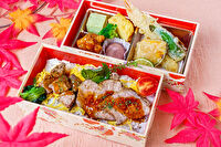 肉割烹 神楽－kagura－-神楽の二段重弁当