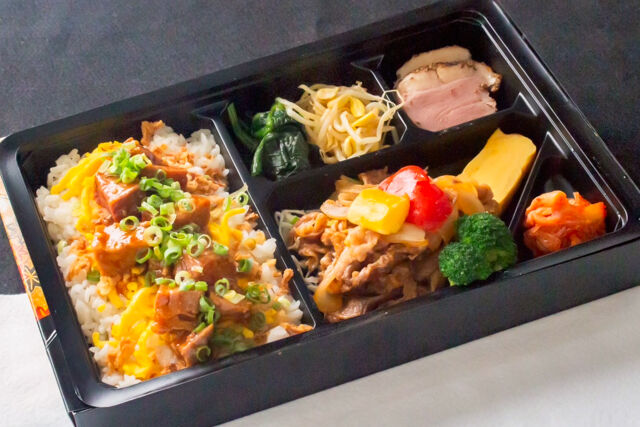 肉処 華や-鶴山サイコロステーキ弁当