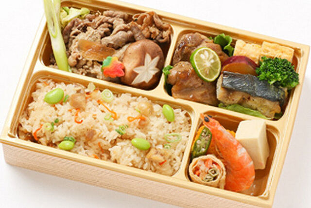 彩りすき焼き和膳 −momij−