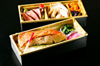 高級ステーキ弁当 あおい亭-金目鯛の西京焼きとA5黒毛和牛イチボステーキの2段重