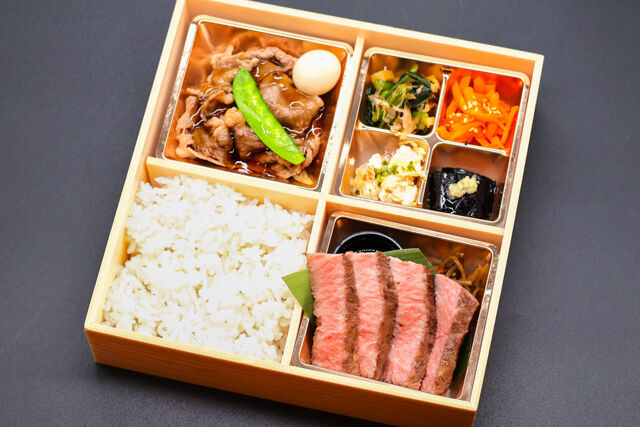 高級ステーキ弁当 あおい亭-A5黒毛和牛「九州王」イチボステーキとA5すき焼き御膳