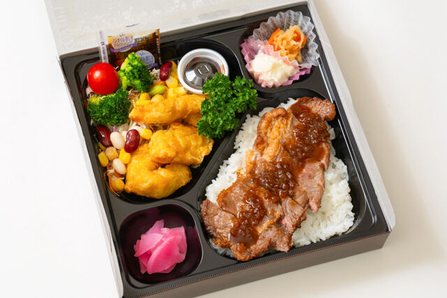 飛騨膳 旬-US牛サーロイン＆大分風とり天膳