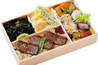 寿司・割烹 さくら鮨-和牛ステーキ幕の内弁当
