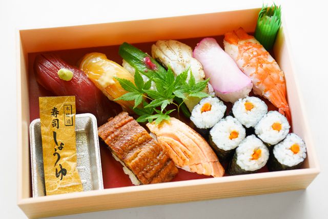 寿司・割烹 さくら鮨-夏の贅沢 うなぎと炙り漬けの「九撰」