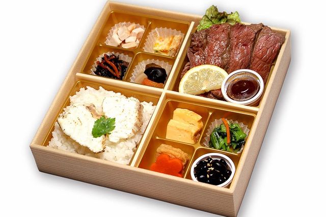 ダイニングバルDays-長浜直送鯛めしと極み焼きステーキ御膳