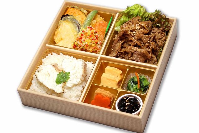ダイニングバルDays-長浜直送鯛めしと香ばし焼肉・天御膳