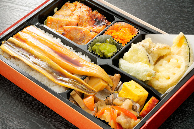 蕎麦居酒屋 えびす庵-煮穴子の幕の内弁当（豚ロース西京味噌焼き）