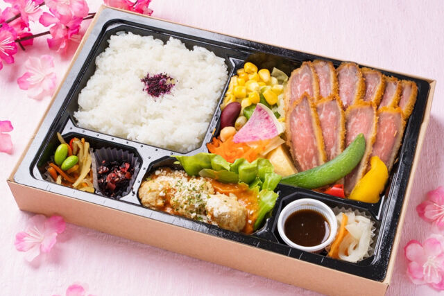 ビフテキのキムラ-【春限定】極選ビフカツ＆春キャベツと自家製肉団子のトマトクリーム煮御膳