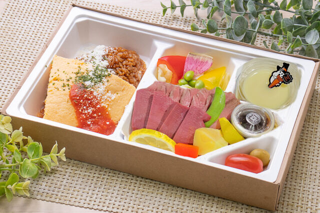 料理屋 KEN-【ハロウィン限定】厳選牛ステーキと厚切り牛タン弁当～特製デザート付き