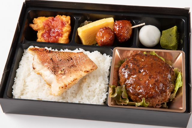 おもてなしの心 三心-自家製ハンバーグと季節の魚の西京焼きご飯の贅沢御膳