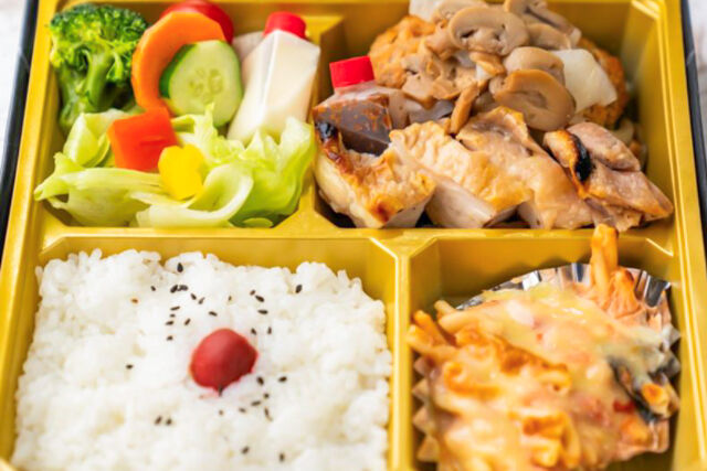 常陸牛 銚屋-常陸牛ハンバーグミックスグリル弁当