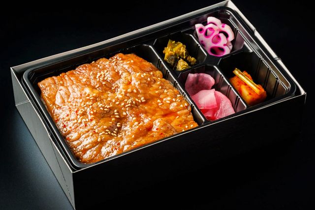 仙台牛一頭買い焼肉 明月苑-仙台牛上ロース弁当