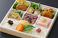 Vegi Kitchen-「植物性オンリー」ベジランチパック弁当