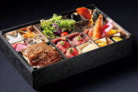 A5和牛と肉寿司 小江戸 肉おせち-A5和牛特上カルビと肉寿司弁当