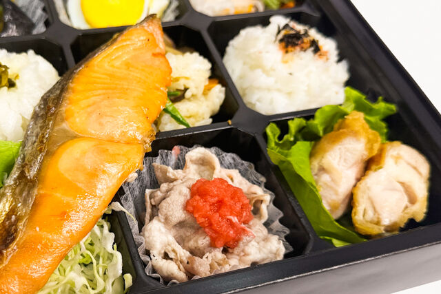米が旨い！食べちゃう弁当-『食べちゃう弁当』厳選幕の内 ①