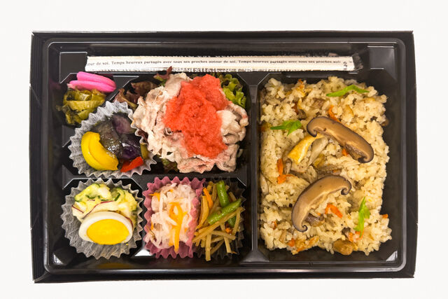 米が旨い！食べちゃう弁当-梅おろし豚しゃぶ＆炊き込みごはん