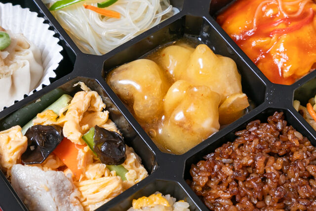 パンダ飯店-【人気】3種メインの中華三昧弁当（豚肉と木耳と卵炒め・台湾式鶏マヨ・かに玉）