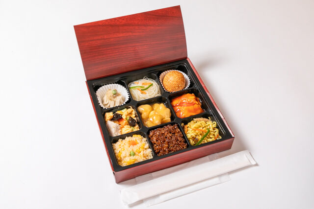 パンダ飯店-【人気】3種メインの中華三昧弁当（豚肉と木耳と卵炒め・台湾式鶏マヨ・かに玉）