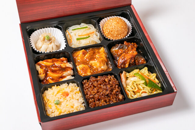 パンダ飯店-【人気】3種メインの中華三昧弁当（よだれ鶏・麻婆豆腐・麻婆茄子）