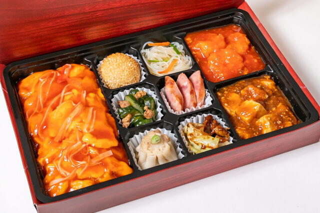パンダ飯店-厳選ダブルメイン中華御膳（大エビチリ・麻婆豆腐）