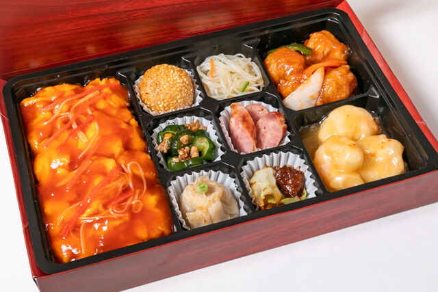 パンダ飯店-厳選ダブルメイン中華御膳（大エビマヨ・酢豚）
