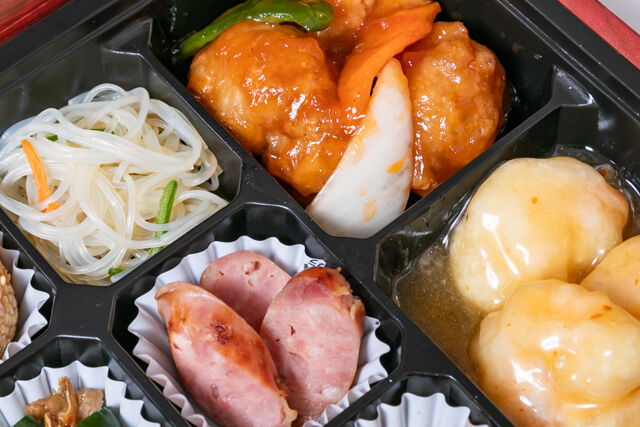 パンダ飯店-厳選ダブルメイン中華御膳（大エビマヨ・酢豚）