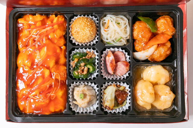 パンダ飯店-厳選ダブルメイン中華御膳（大エビマヨ・酢豚）