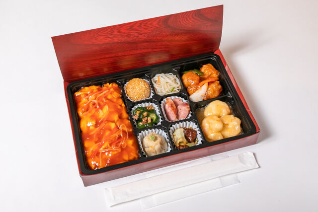 パンダ飯店-厳選ダブルメイン中華御膳（大エビマヨ・酢豚）