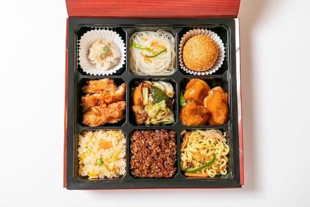 パンダ飯店-【人気】3種メインの中華三昧弁当（油淋鶏・回鍋肉・酢豚）