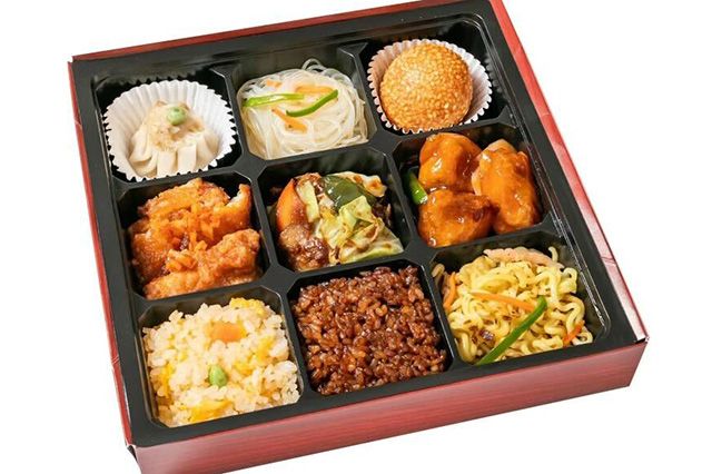 【人気】3種メインの中華三昧弁当（油淋鶏・回鍋肉・酢豚）