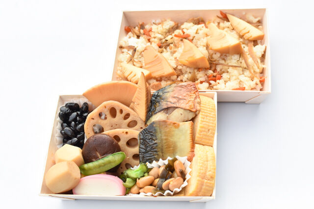 【川越藩二段弁当】炊き込みご飯と焼き鯖