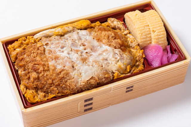 三元豚カツ重