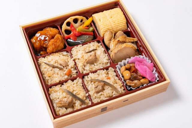 小江戸オハナ-【小江戸幕の内弁当】炊き込みご飯の鶏づくし
